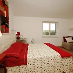 Holiday home Acque Lucenti